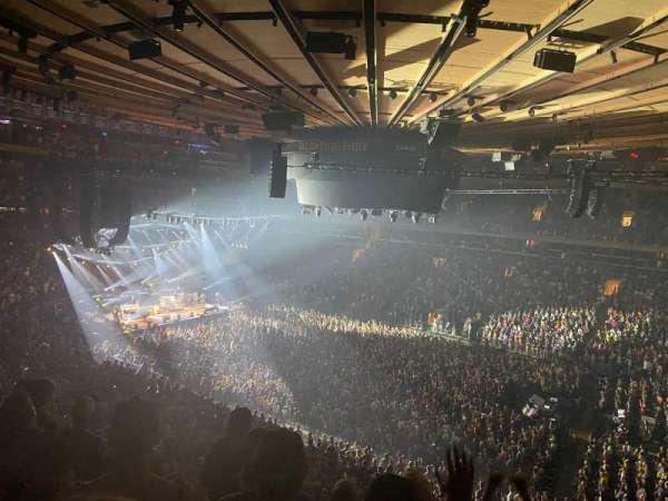 Madison Square Garden, section: 226, row: 5, seat: 4