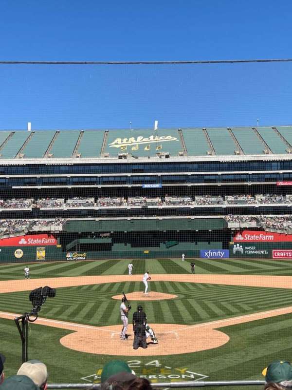 Oakland Coliseum, section: 117, row: 18, seat: 7