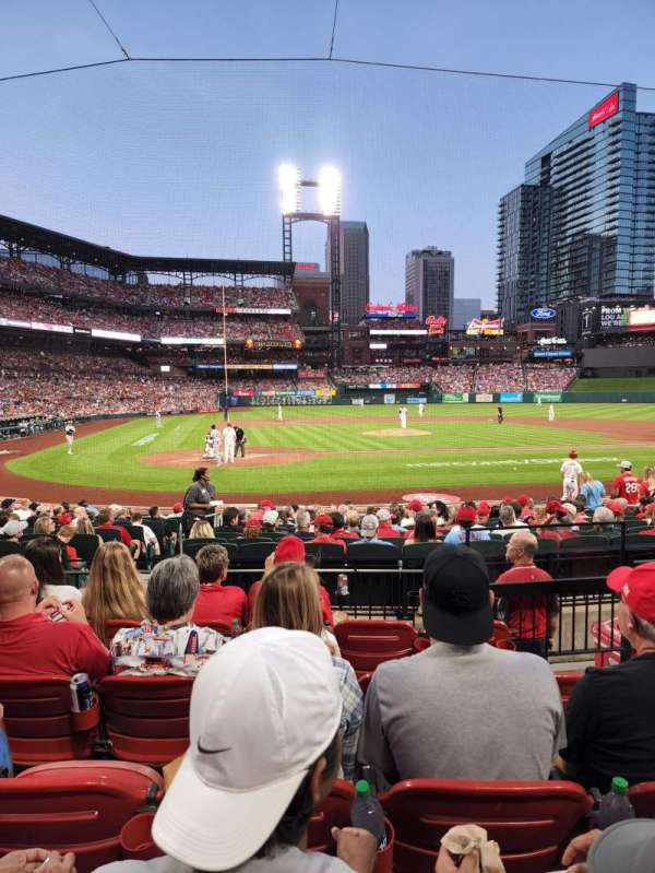 Busch Stadium, section: 147, row: 5, seat: 9