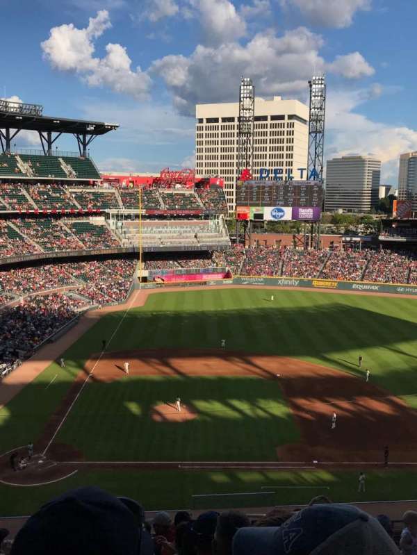 Truist Park, section: 322, row: 8, seat: 2