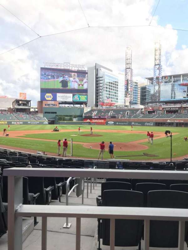 Truist Park, section: 126, row: 1, seat: 10