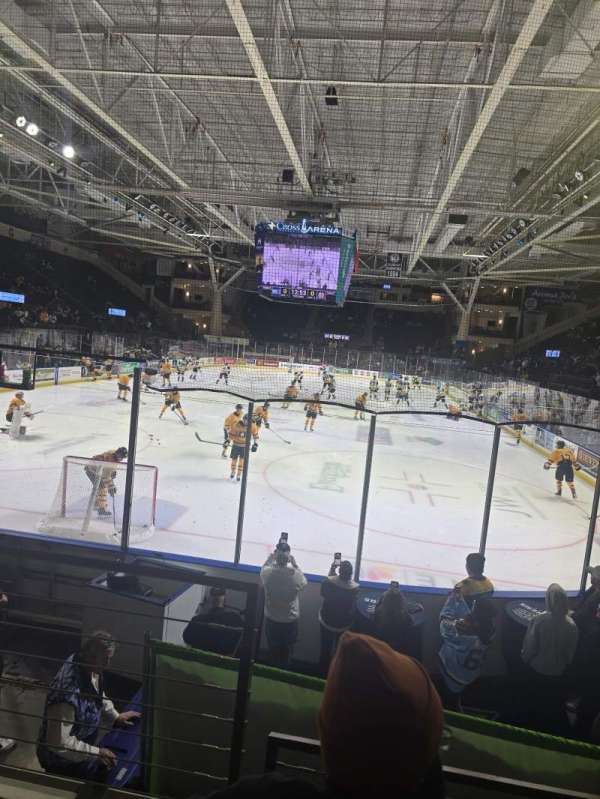 Cross Insurance Arena, section: CC, row: 9, seat: 12