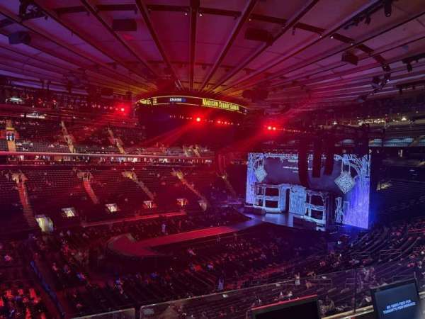 Madison Square Garden, section: 209, row: 2, seat: 5