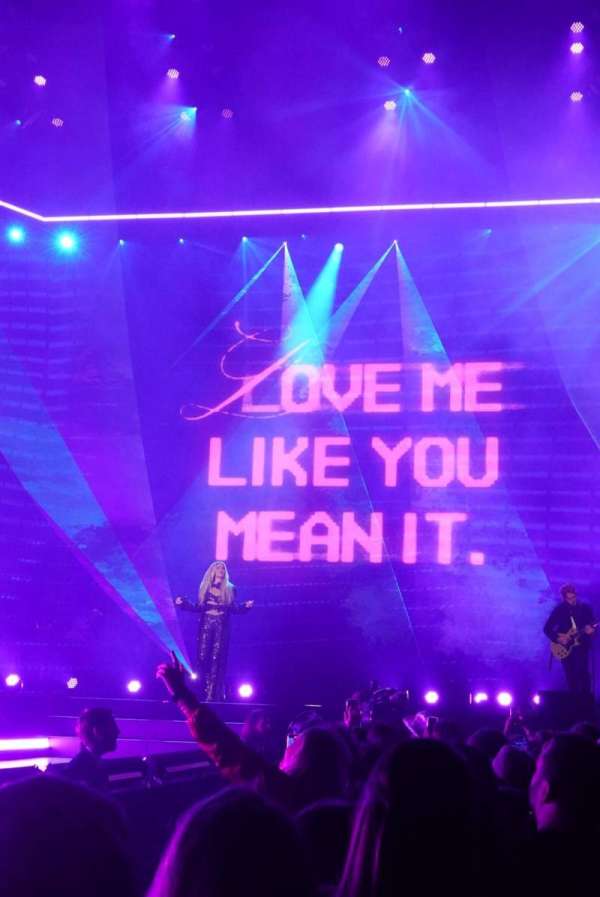 Madison Square Garden, section: Floor B, row: 1, seat: 18