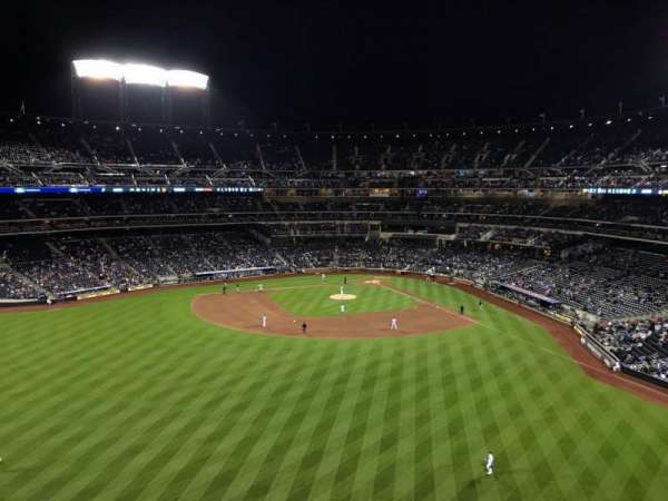 Citi Field, section: 435, row: 1, seat: 24