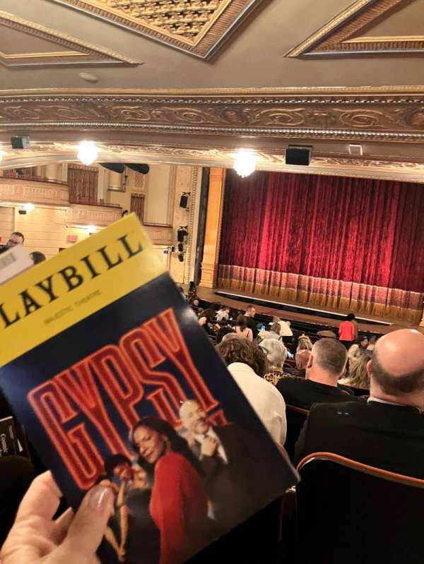 Majestic Theatre, section: Orchestra R, row: V, seat: 18