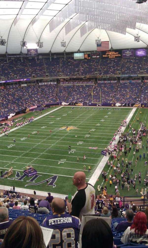Mall of America Field, section: 218, row: 21, seat: 5