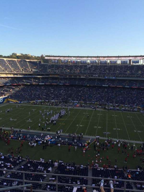 San Diego Stadium, section: V8, row: 5, seat: 14