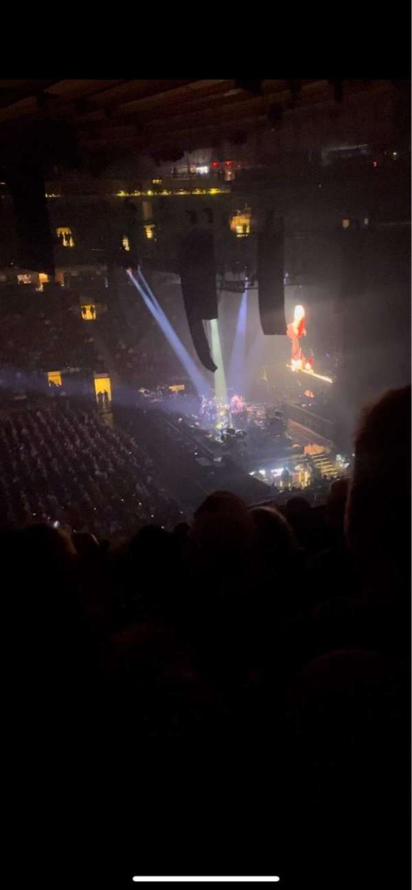 Madison Square Garden, section: 211, row: 8, seat: 16