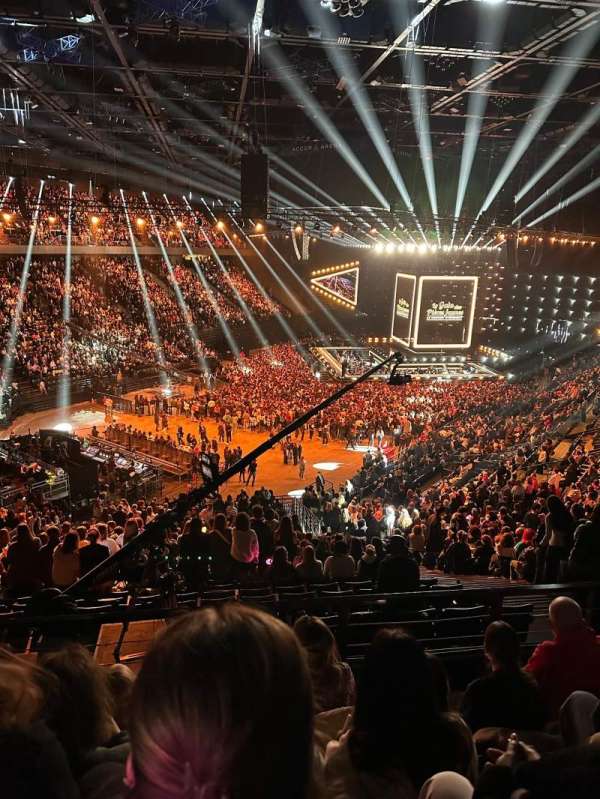 Accor Arena, section: Balcon C, row: 84, seat: 2