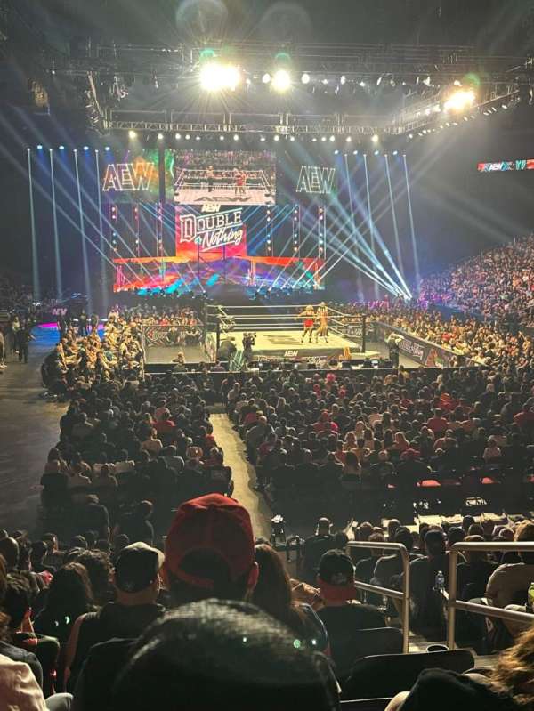 Desert Diamond Arena, section: 118, row: O, seat: 3