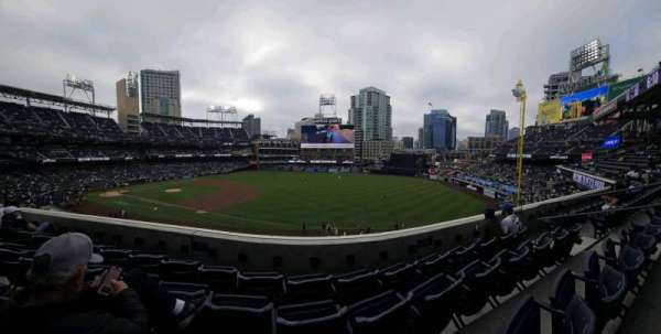 Petco Park, section: 215, row: 4, seat: 15