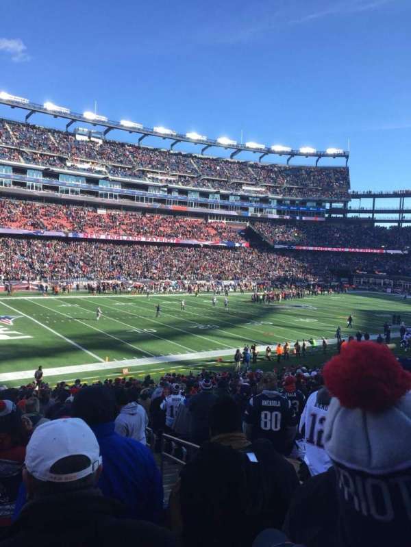 Gillette Stadium, section: 137, row: 30, seat: 4