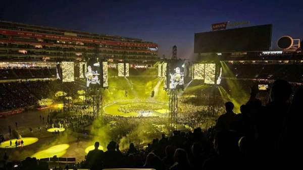 Levi's Stadium, section: 223, row: 21, seat: 1
