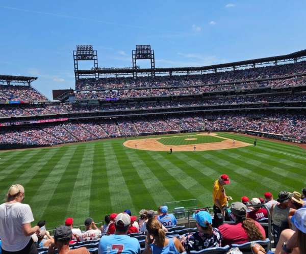 Citizens Bank Park, section: 245, row: 11, seat: 4