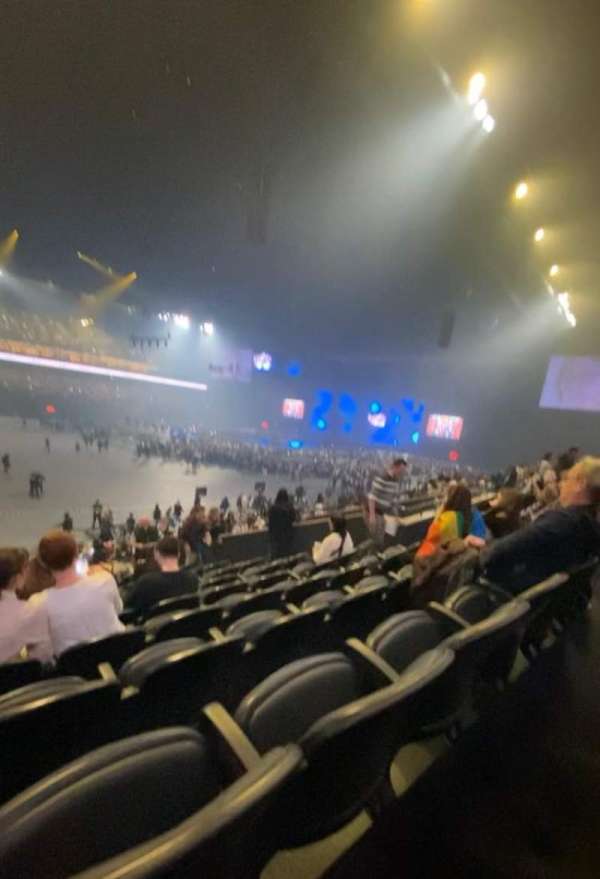 Paris La Défense Arena, section: 113, row: 26, seat: 11