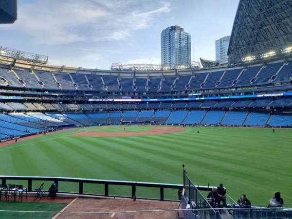 Rogers Centre, section: 104B, row: 9, seat: 10
