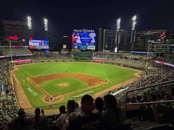 Truist Park, section: 325, row: 7, seat: 1