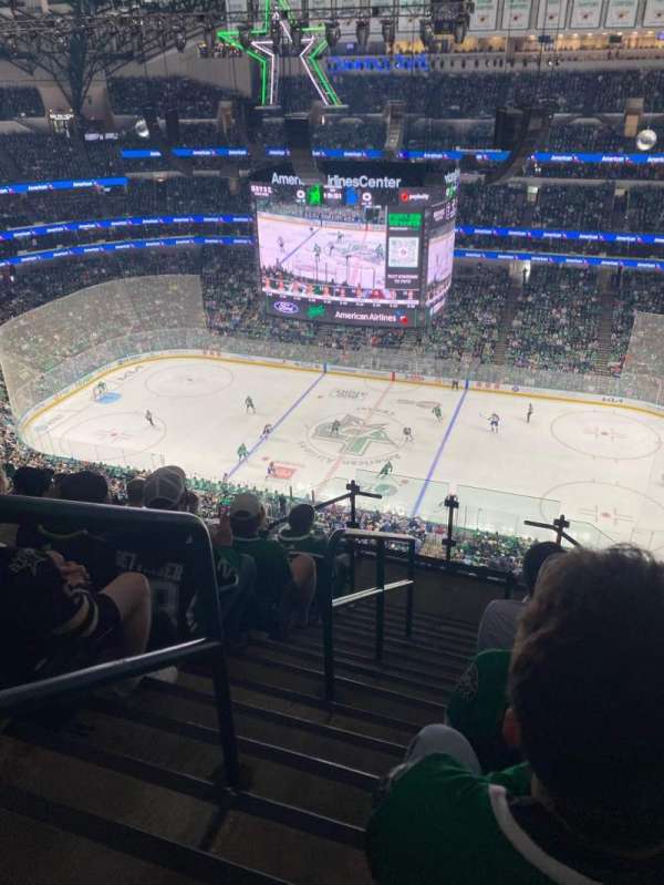American Airlines Center, section: 324, row: M, seat: 31