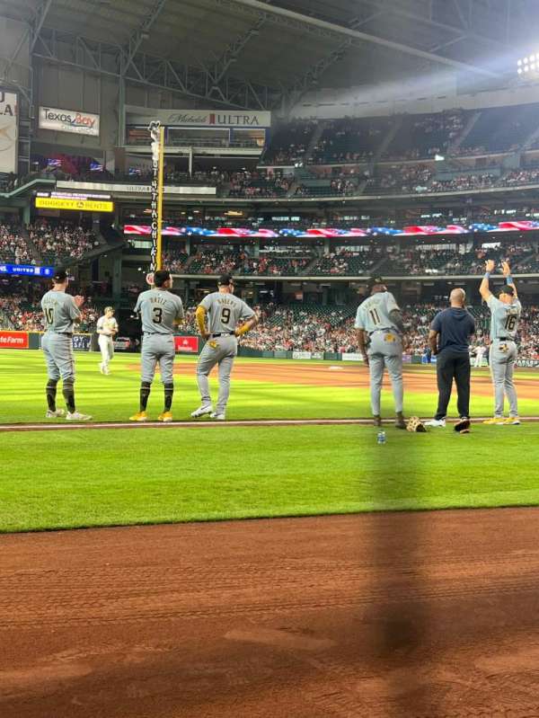 Daikin Park, section: 109, row: 1, seat: 6