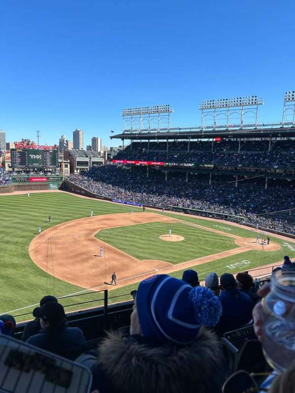 Wrigley Field, section: 307L, row: 6, seat: 23