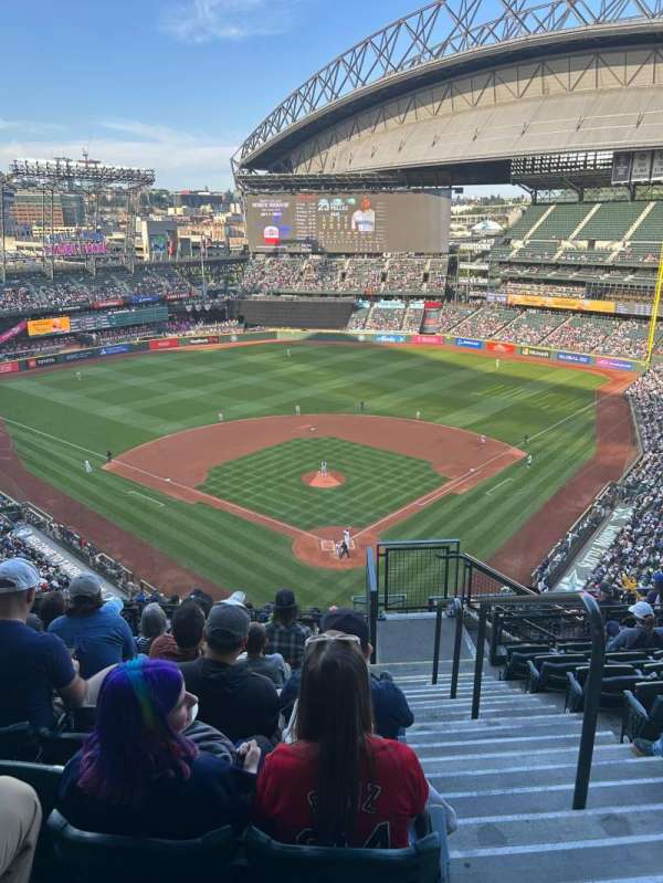 T-Mobile Park, section: 331, row: 16, seat: 1