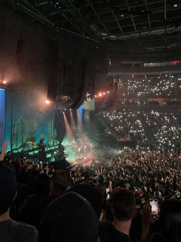 T-Mobile Arena, section: 4