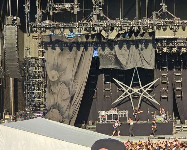 Utah First Credit Union Amphitheatre, section: 303, row: Z, seat: 28