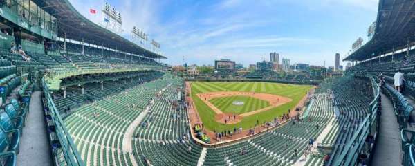 Wrigley Field, section: 319R, row: 1, seat: 8