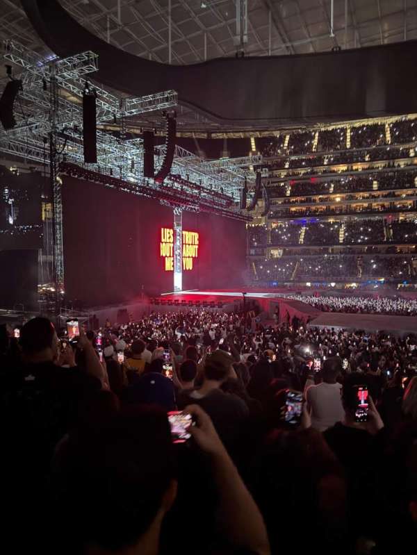 SoFi Stadium, section: C110, row: 14, seat: 1