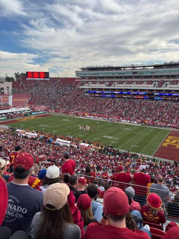 Los Angeles Memorial Coliseum, section: 319, row: 6, seat: 8