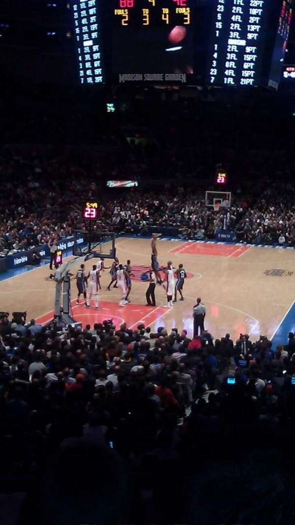 Madison Square Garden, section: 114, row: F, seat: 13