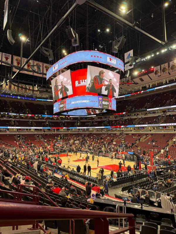 United Center, section: 108, row: 18, seat: 22