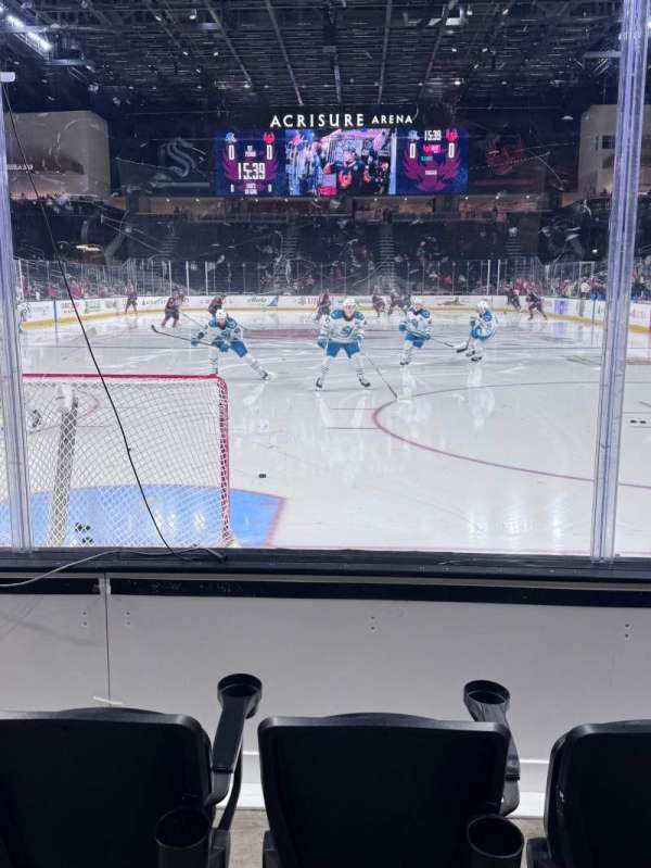 Acrisure Arena, section: 101, row: C, seat: 11