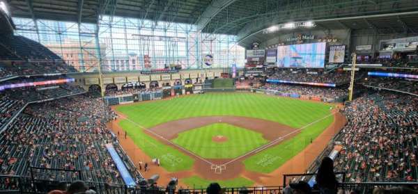 Daikin Park, section: 319, row: 6, seat: 10