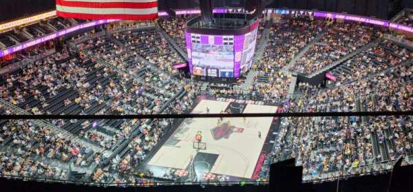 T-Mobile Arena, section: Hyde Lounge, row: Table 15