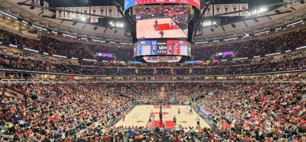 United Center, section: 106, row: 19, seat: 9
