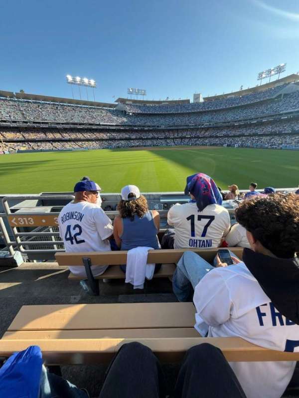 Dodger Stadium, section: 311PL, row: C, seat: 117