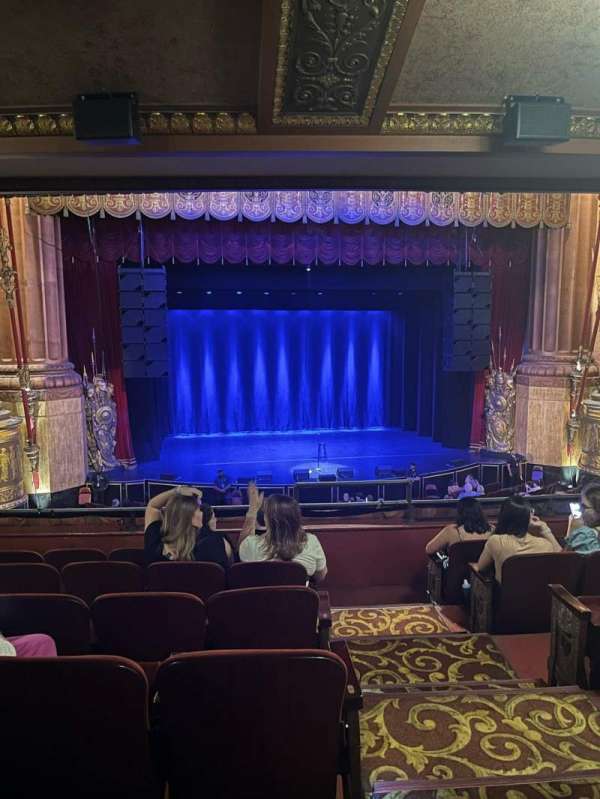 Beacon Theatre, section: Loge 1, row: F, seat: 3