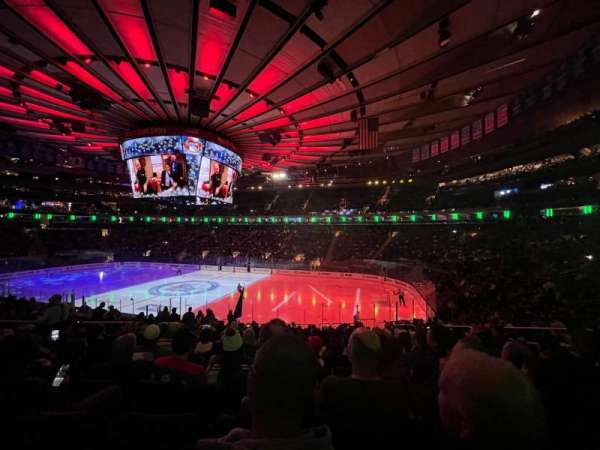 Madison Square Garden, section: 109, row: 19, seat: 14