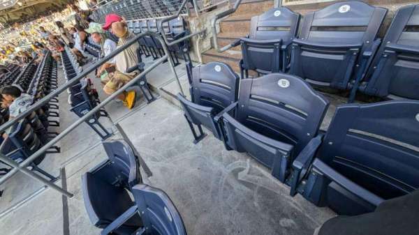 Petco Park, section: 105, row: 20, seat: 17
