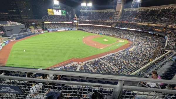 Petco Park, section: 324, row: 4D, seat: 3