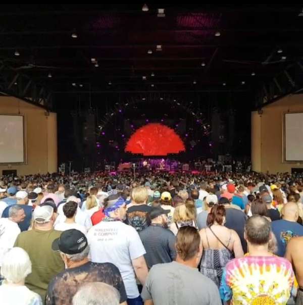 Lakewood Amphitheatre, section: 204, row: WW, seat: 12