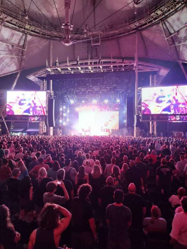 Hartford Healthcare Amphitheatre, section: 204, row: AA, seat: 5