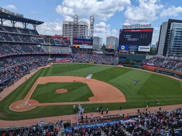 Truist Park, section: 322, row: 1, seat: 7