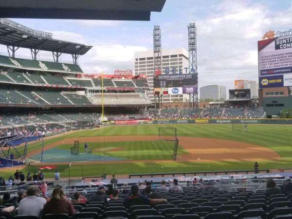 Truist Park, section: 120, row: 16, seat: 11