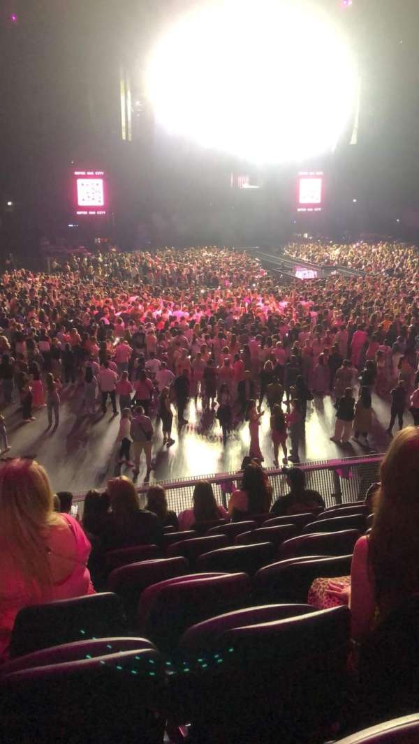 Ziggo Dome, section: 108, row: 8, seat: 251