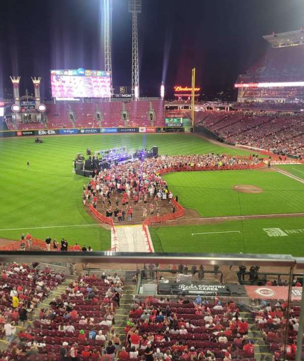 Great American Ball Park, section: 413, row: A, seat: 7
