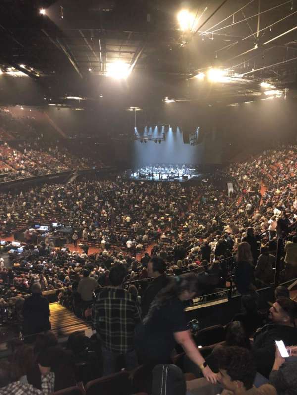 Kia Forum, section: 203, row: 6, seat: 7
