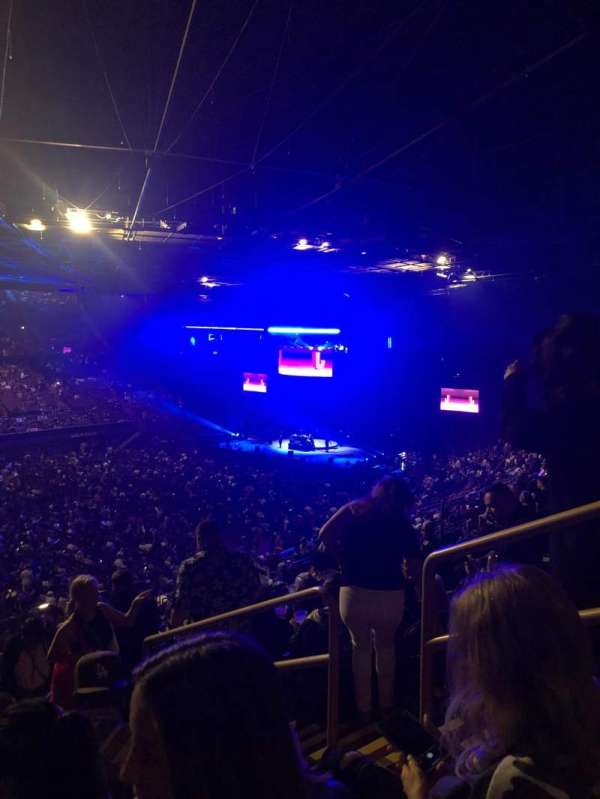 Kia Forum, section: 205, row: 10, seat: 14